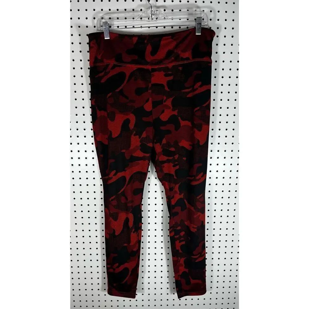 Wild Fable red Camo leggings